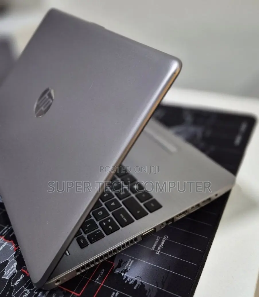 New Laptop HP 250 G6 8GB Intel Core i5 SSD 256GB