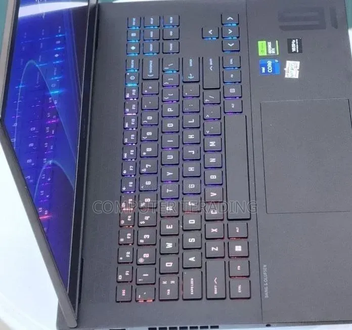 New Laptop HP Omen 16 16GB Intel Core i7 SSD 1T