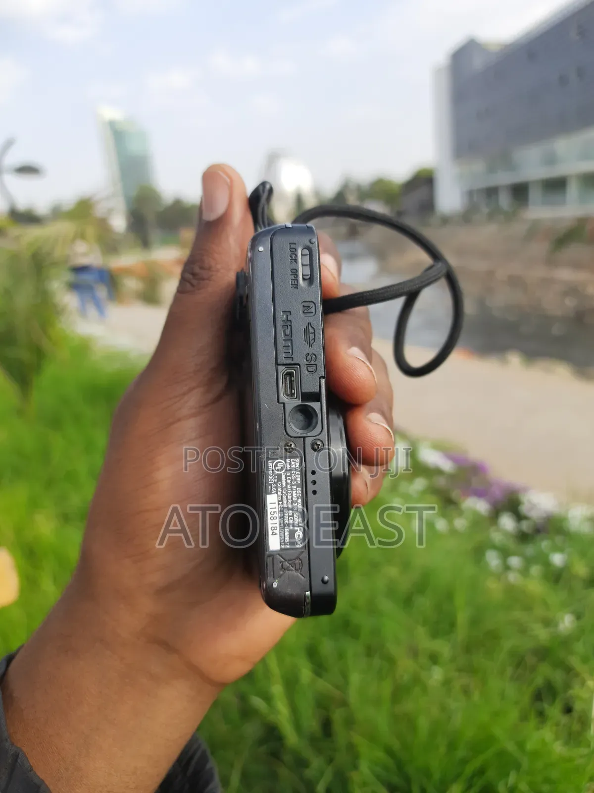 Sony Cyber-Shot DSC-Wx80 Digital Camera With a Black Finish