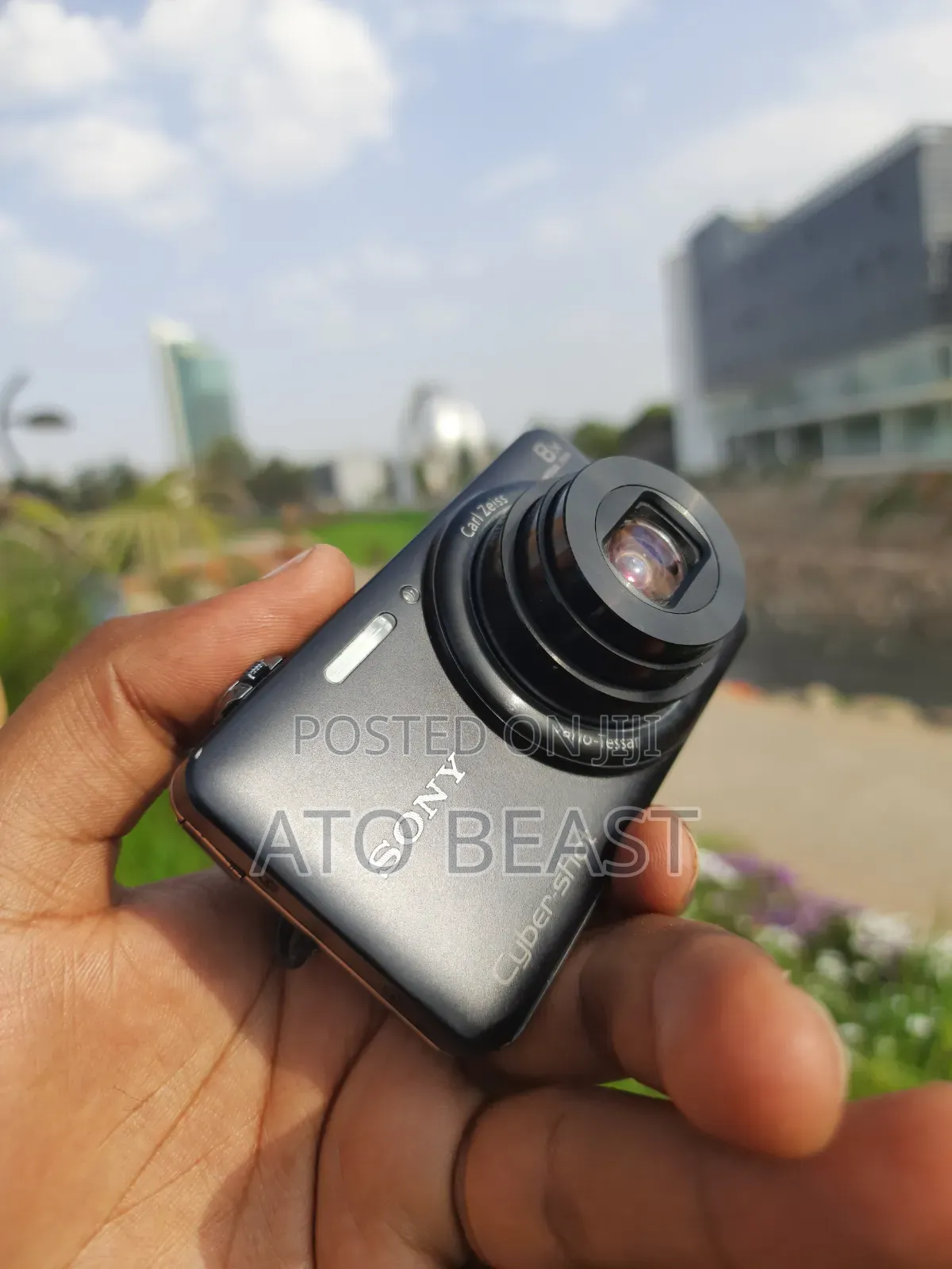 Sony Cyber-Shot DSC-Wx80 Digital Camera With a Black Finish