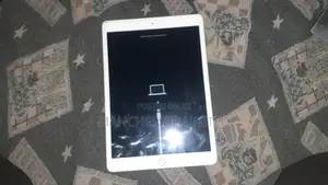 Apple iPad 10.2 (2019) 32 GB Gray