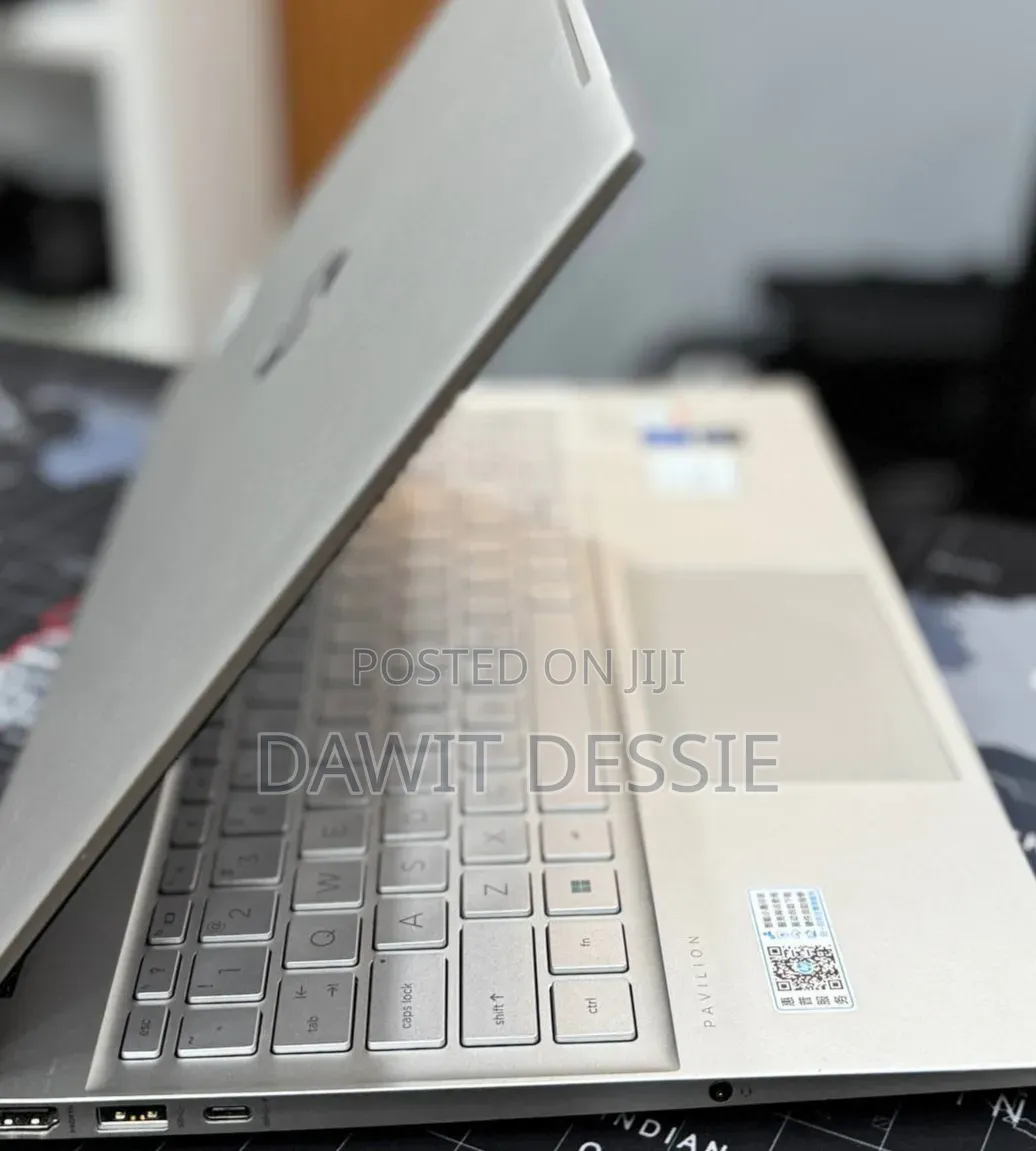 New Laptop HP 16GB Intel Core i5 SSD 1T