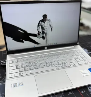 New Laptop HP 16GB Intel Core i5 SSD 1T
