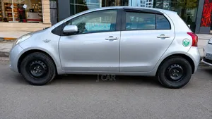 Toyota Yaris 2008 Gray