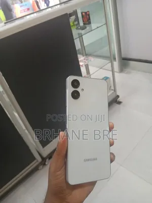 New Samsung Galaxy A06 64 GB White
