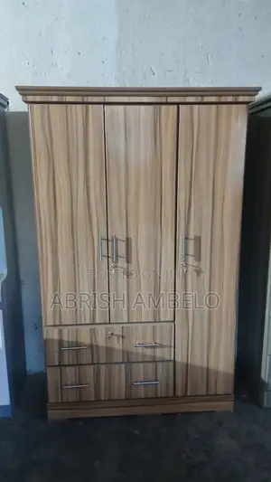 Closet Laminate Code 11