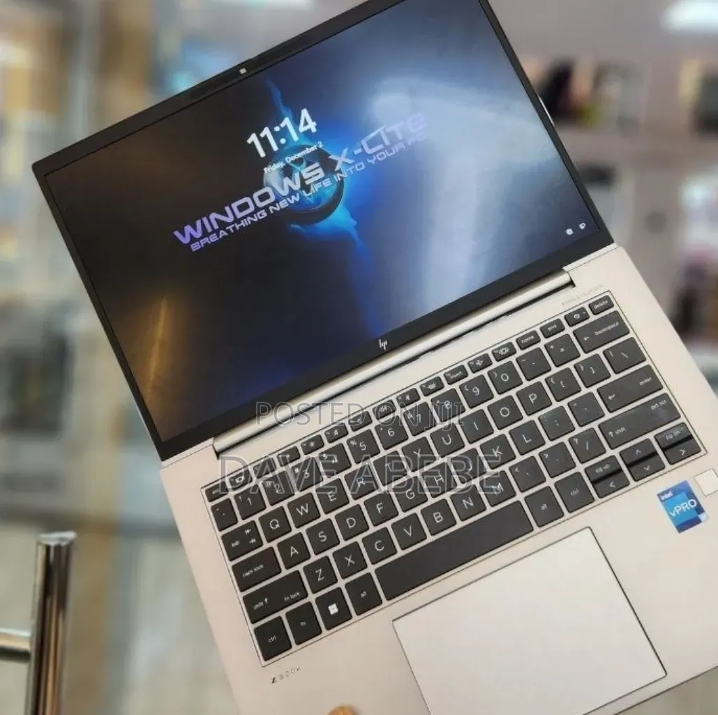 New Laptop HP ZBook 14 16GB Intel Core i7 SSD 512GB