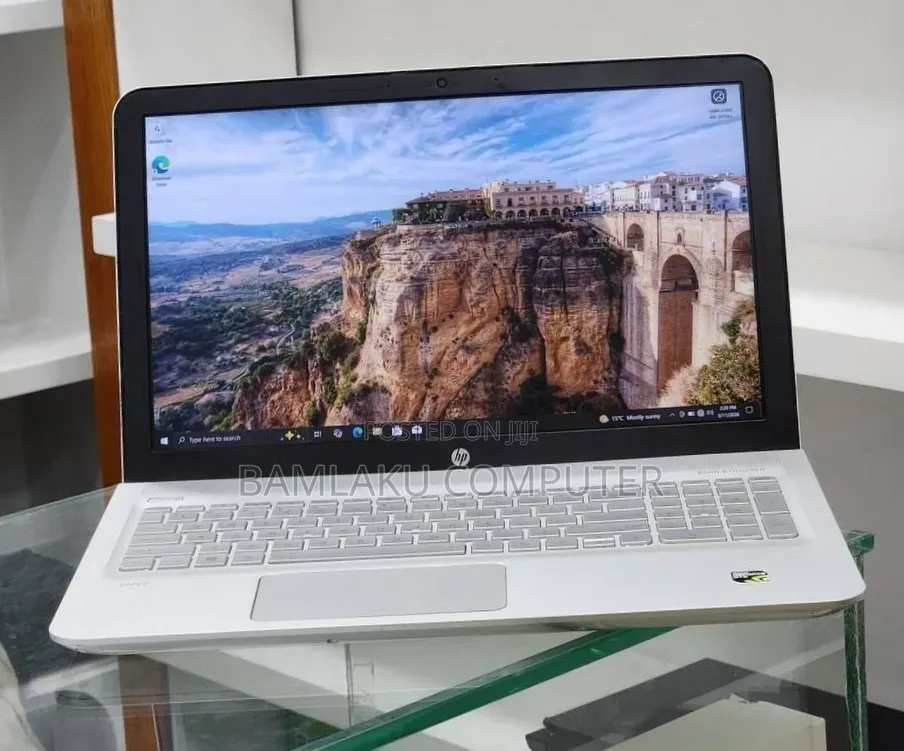 New Laptop HP Envy Pro 12GB Intel Core i5 HDD+SSD 1.5T