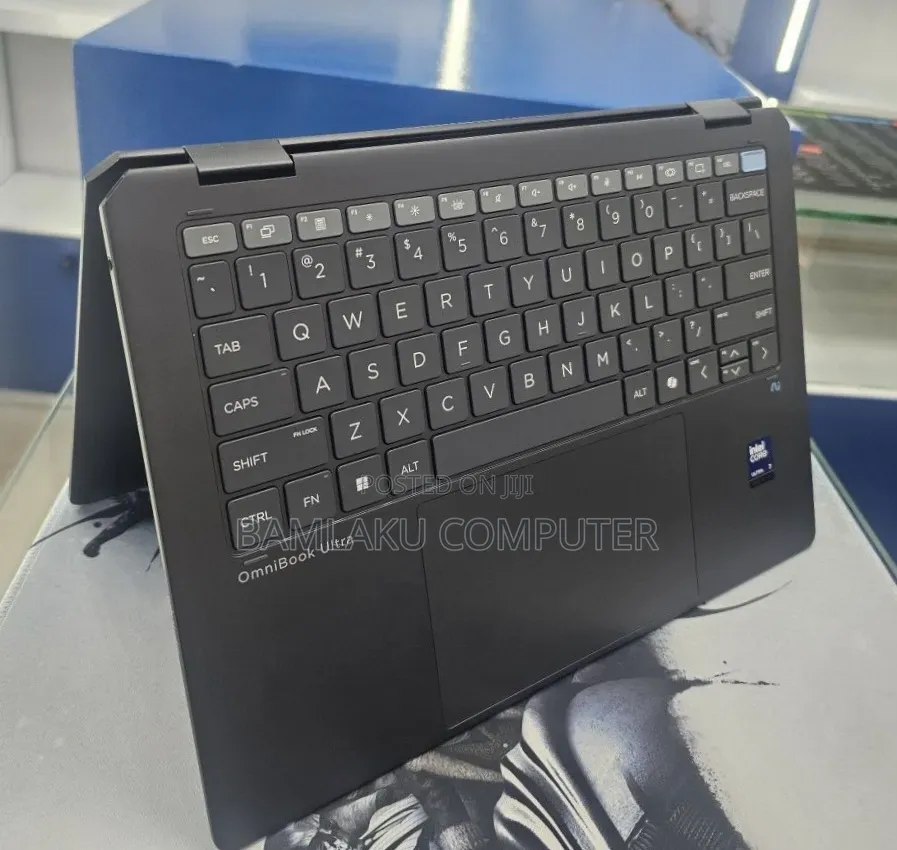 New Laptop HP OmniBook Ultra Flip 14" 16GB Intel Core Ultra 7 SSD 1T