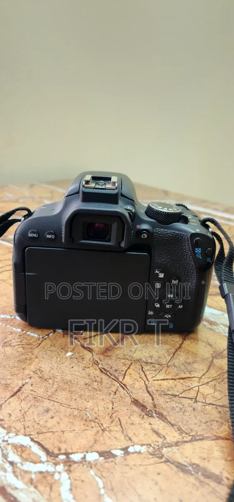 Canon 800d