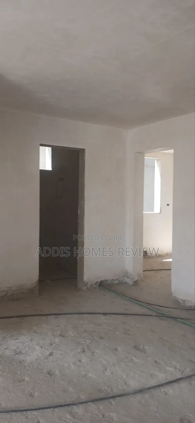 3bdrm Apartment in Yeka for sale
