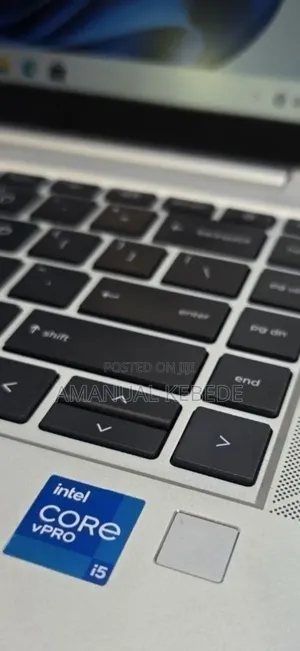 New Laptop HP EliteBook 840 G8 16GB Intel Core i5 SSD 512GB