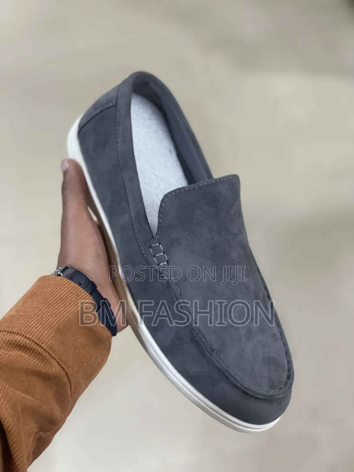 Men's Loafers: Modern Minimalist
