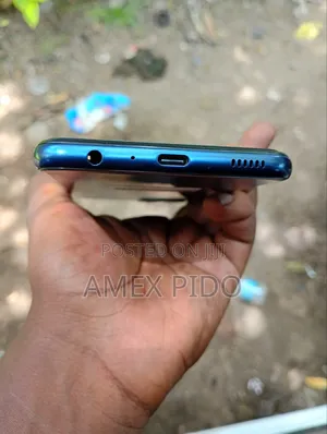New Samsung Galaxy M33 5G 128 GB Blue