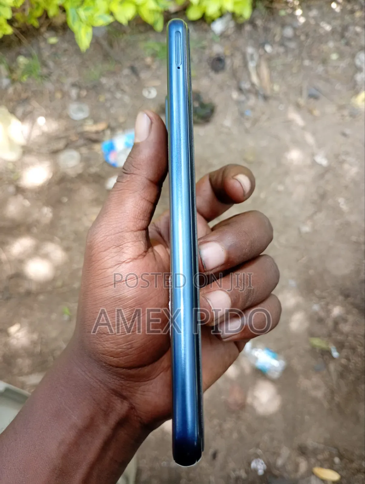 New Samsung Galaxy M33 5G 128 GB Blue