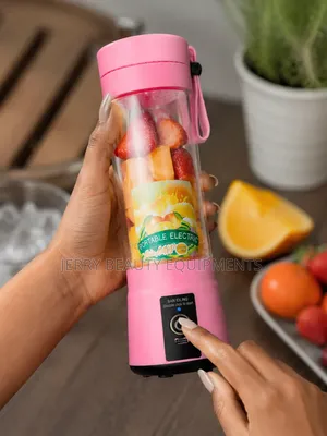 Hand-Held Portable Juicer- 380ml