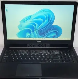 Laptop Dell Vostro 15 3000 8GB Intel Core i5 HDD 500GB