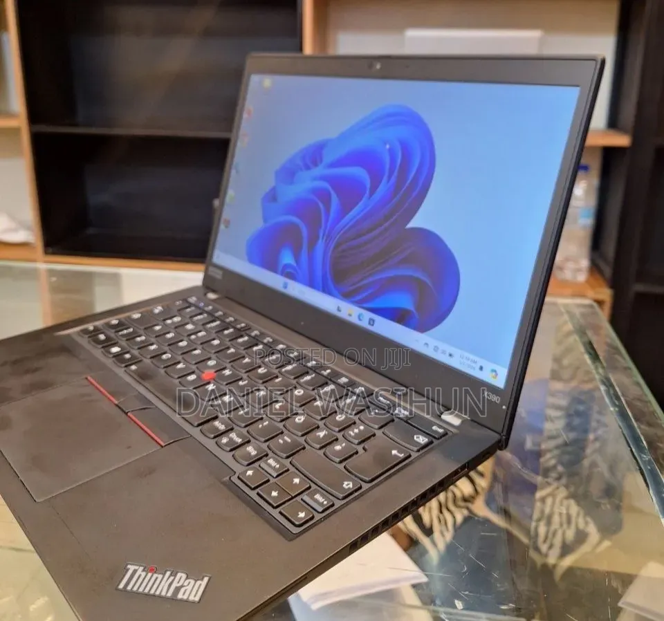 New Laptop Lenovo ThinkPad X390 16GB Intel Core i5 SSD 512GB