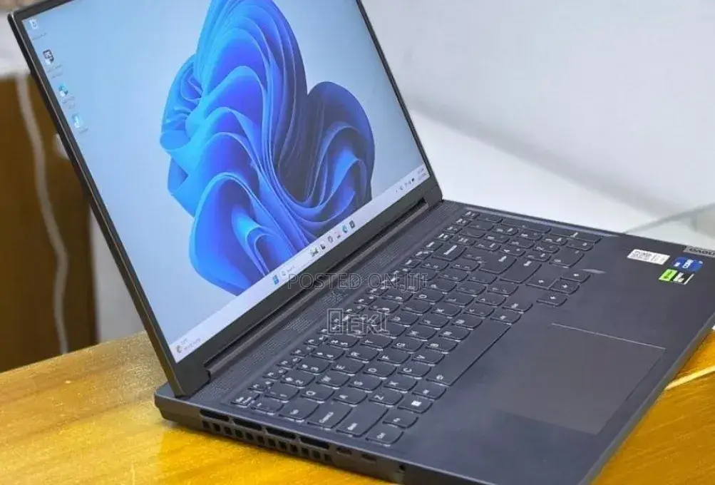 New Laptop Lenovo Legion 5 16GB Intel Core i7 SSD 1T