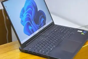New Laptop Lenovo Legion 5 16GB Intel Core i7 SSD 1T