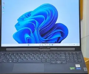 New Laptop Lenovo Legion 5 16GB Intel Core i7 SSD 1T