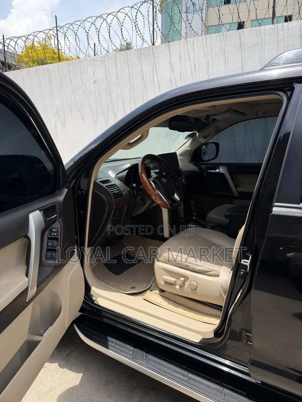 Toyota Land Cruiser 2014 Black