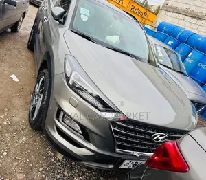 Hyundai Tucson 2020 Gold