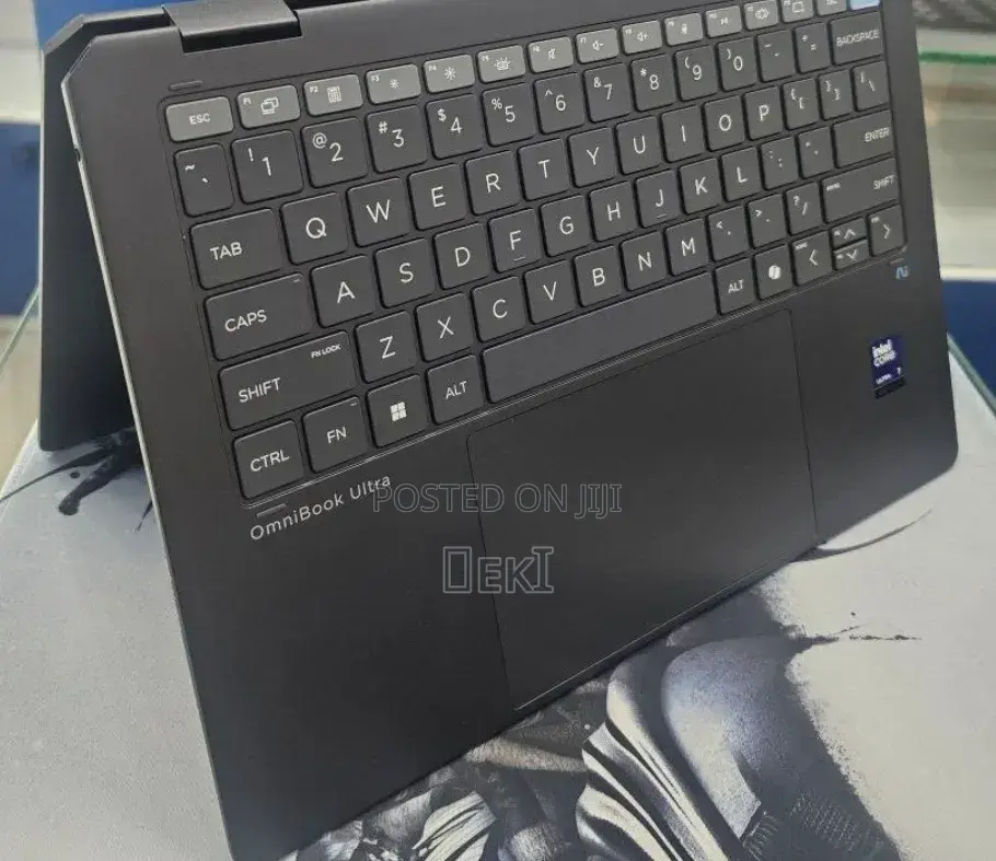 New Laptop HP OmniBook Ultra Flip 14" 16GB Intel Core Ultra 7 SSD 1T