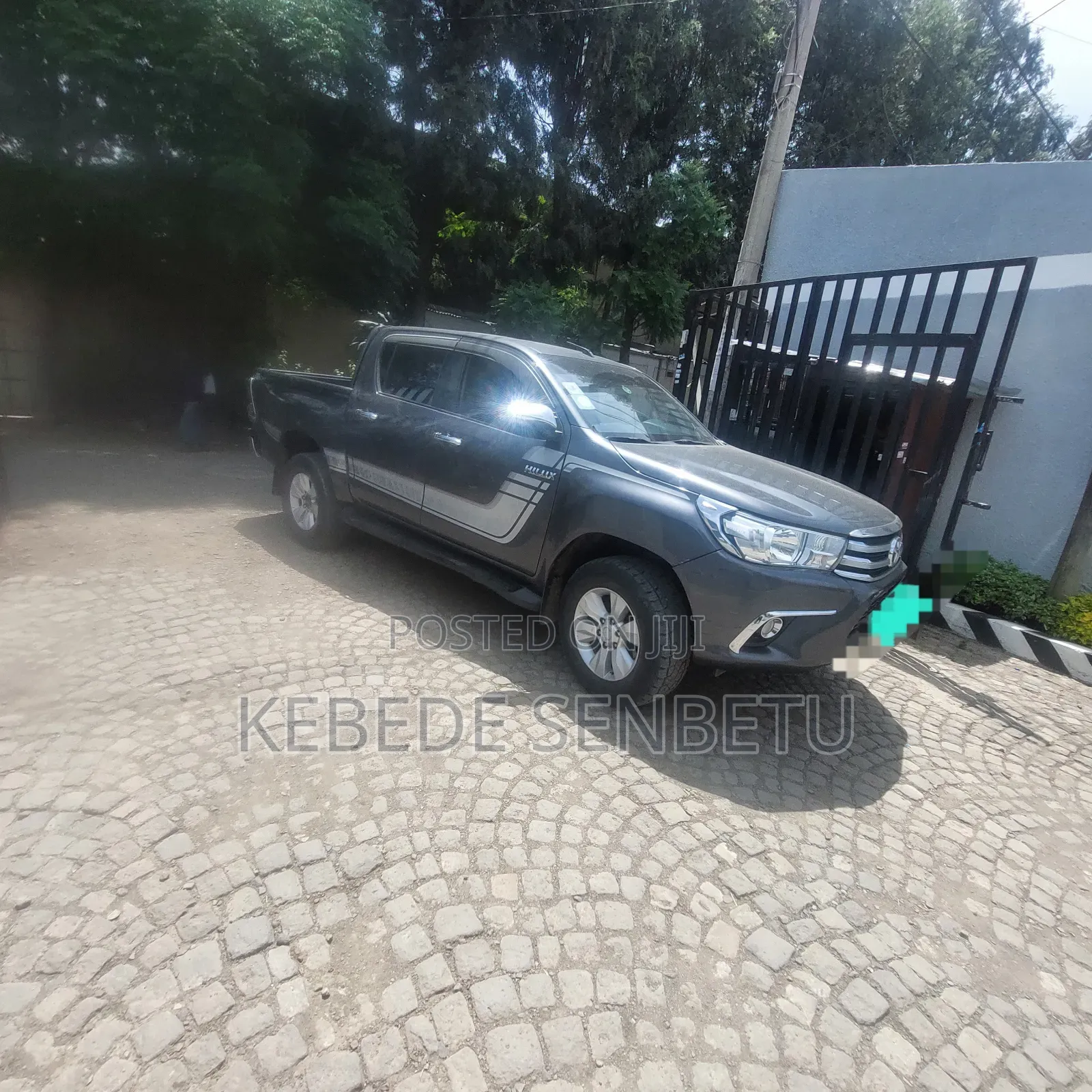Toyota Hilux 2.4 Diesel 2020 Black