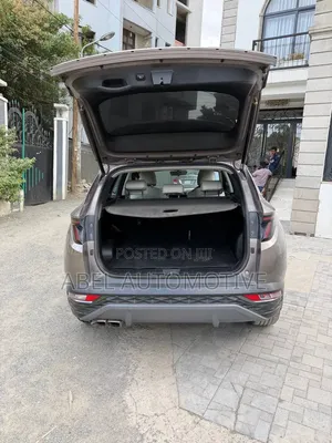 Hyundai Tucson Limited 2022 Gray