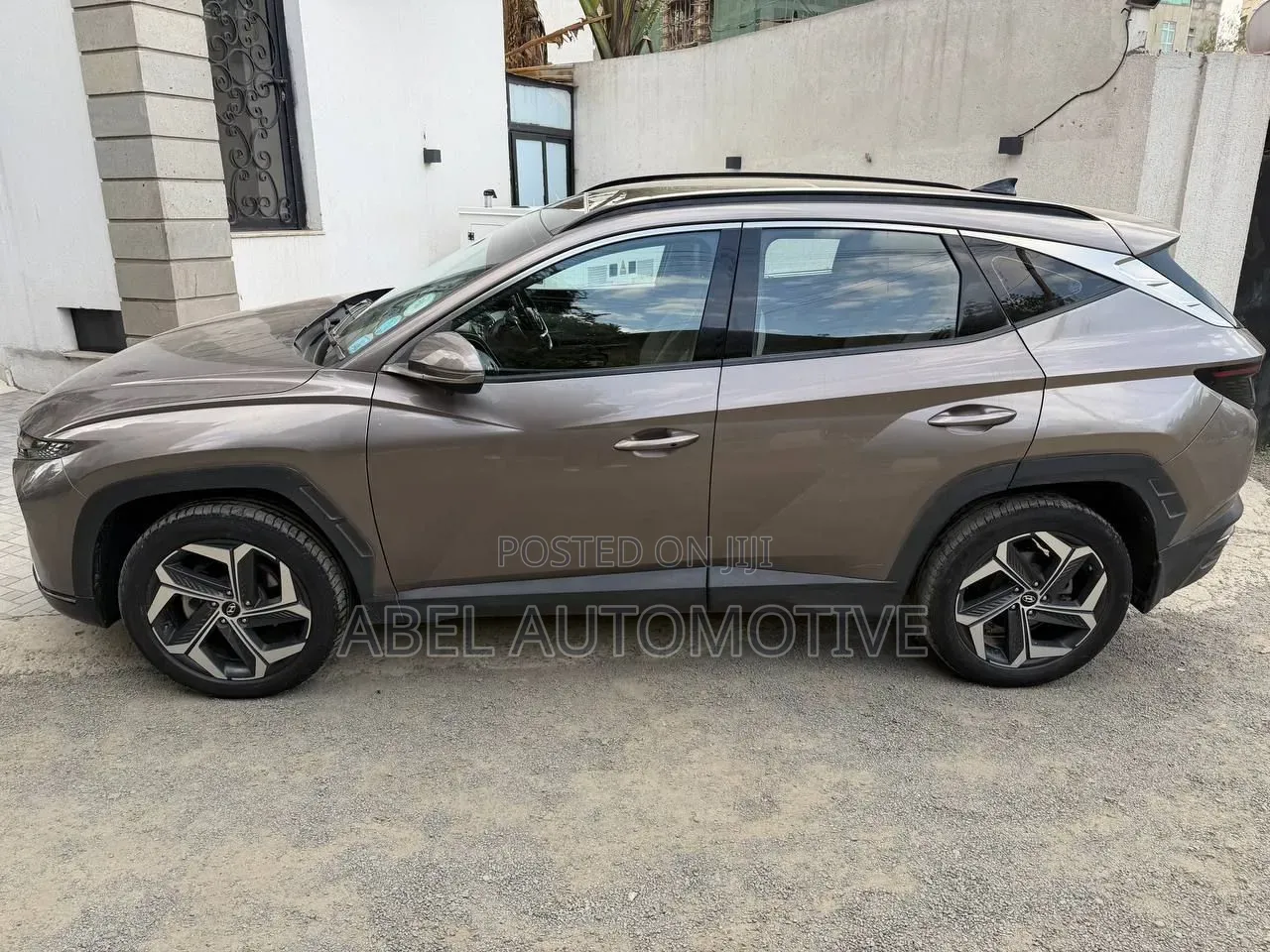 Hyundai Tucson Limited 2022 Gray