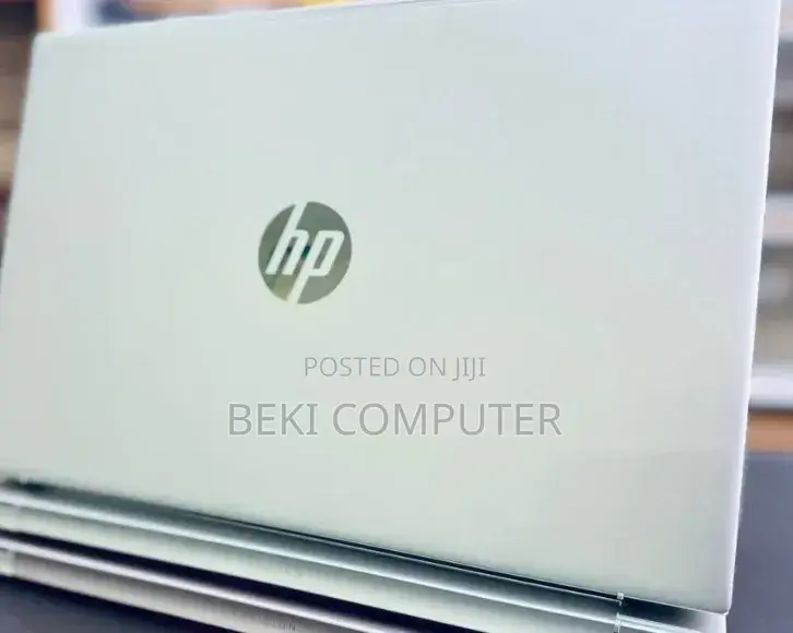 New Laptop HP Pavilion 11 16GB Intel Core i5 SSD 512GB