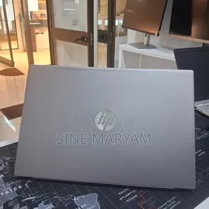 New Laptop HP Pavilion 15 8GB Intel Core i5 SSD 512GB