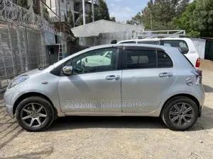 Toyota Yaris 1.0 C 2005 Silver