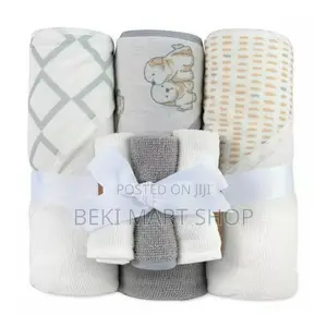 3 Piece Baby Hooded Towel Washcloth Set