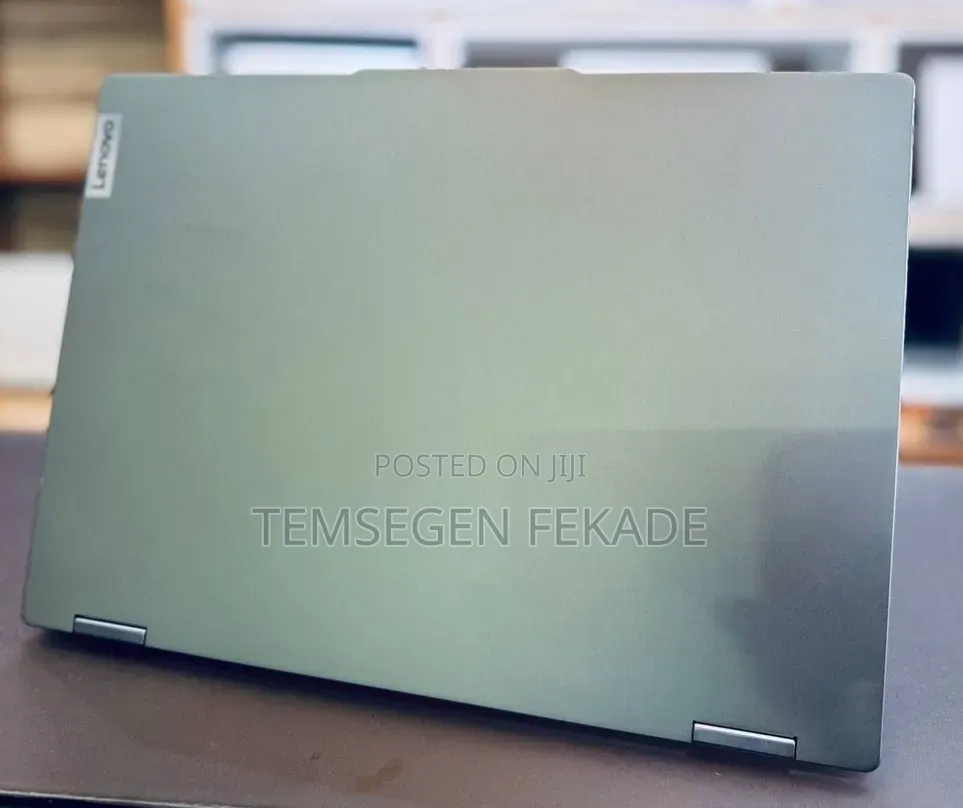 New Laptop Lenovo Yoga 7i 16GB AMD Ryzen 7 SSD 512GB