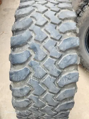Used Tyre 245/70 ,16