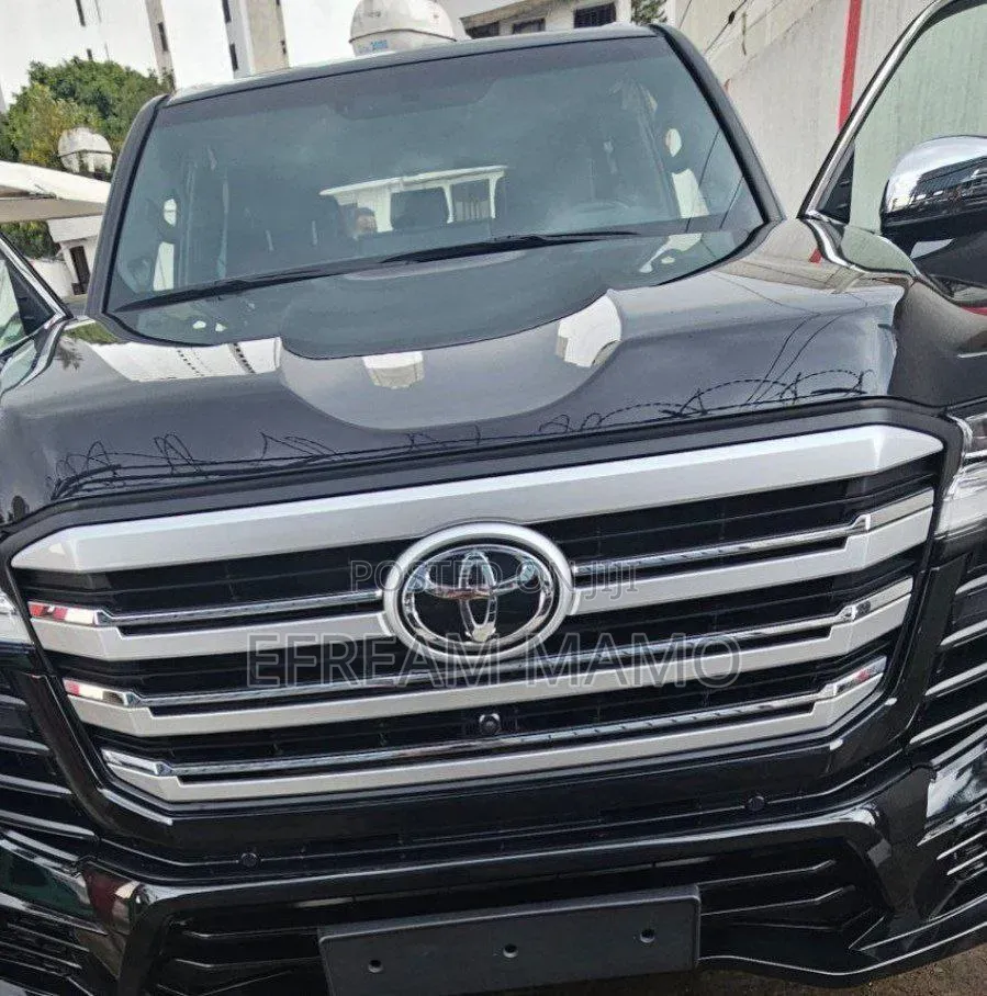 Toyota Land Cruiser 2022 Black