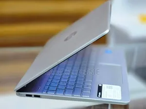 New Laptop HP Stream Notebook 8GB Intel Core i3 SSD 256GB
