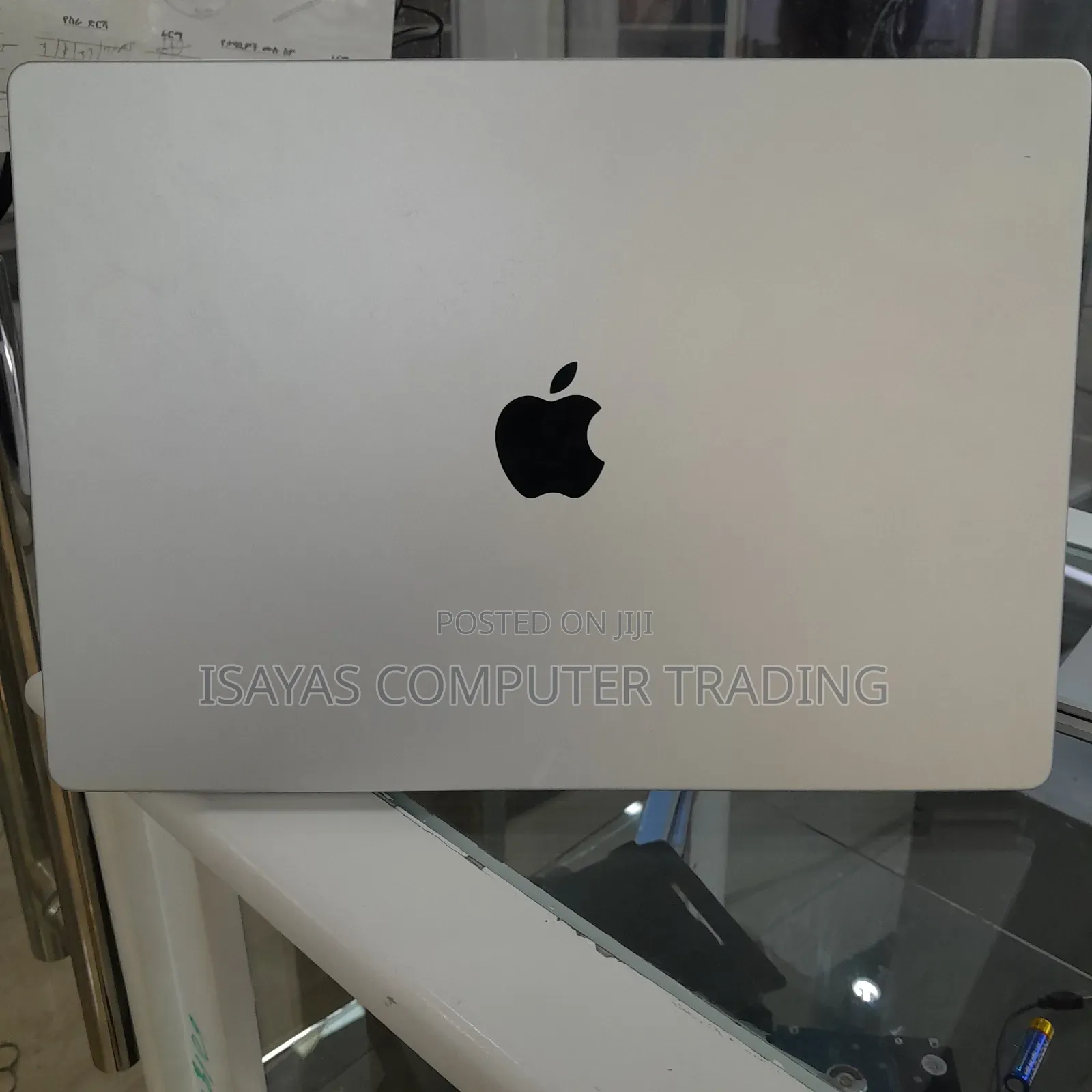 New Laptop Apple MacBook Pro M1 32GB Apple M1 Pro SSD 512GB