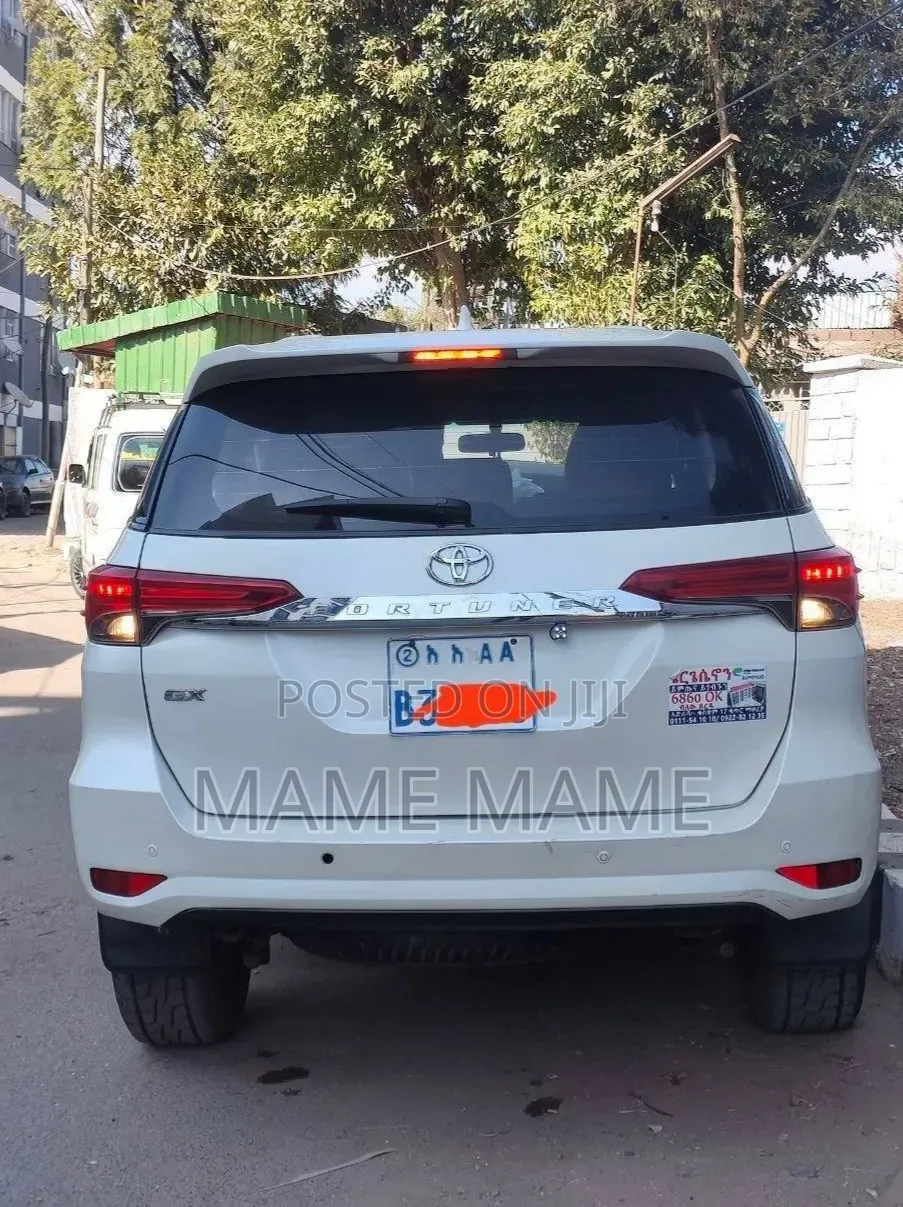 Toyota Fortuner 2017 White