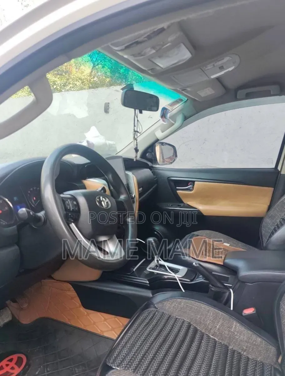 Toyota Fortuner 2017 White