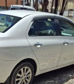 Toyota Yaris 2009 White