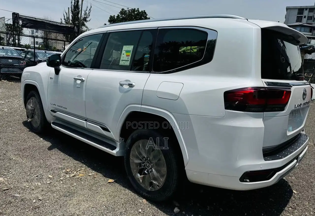 New Toyota Land Cruiser 2025 White