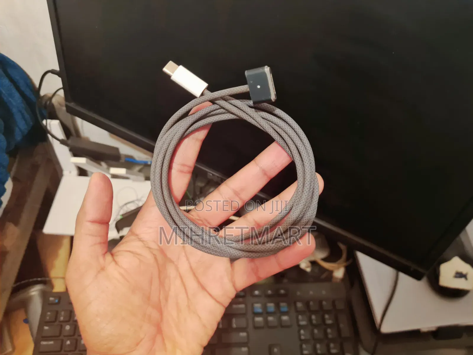 Apple Type C to Magsafe 3 2m Charging Cable