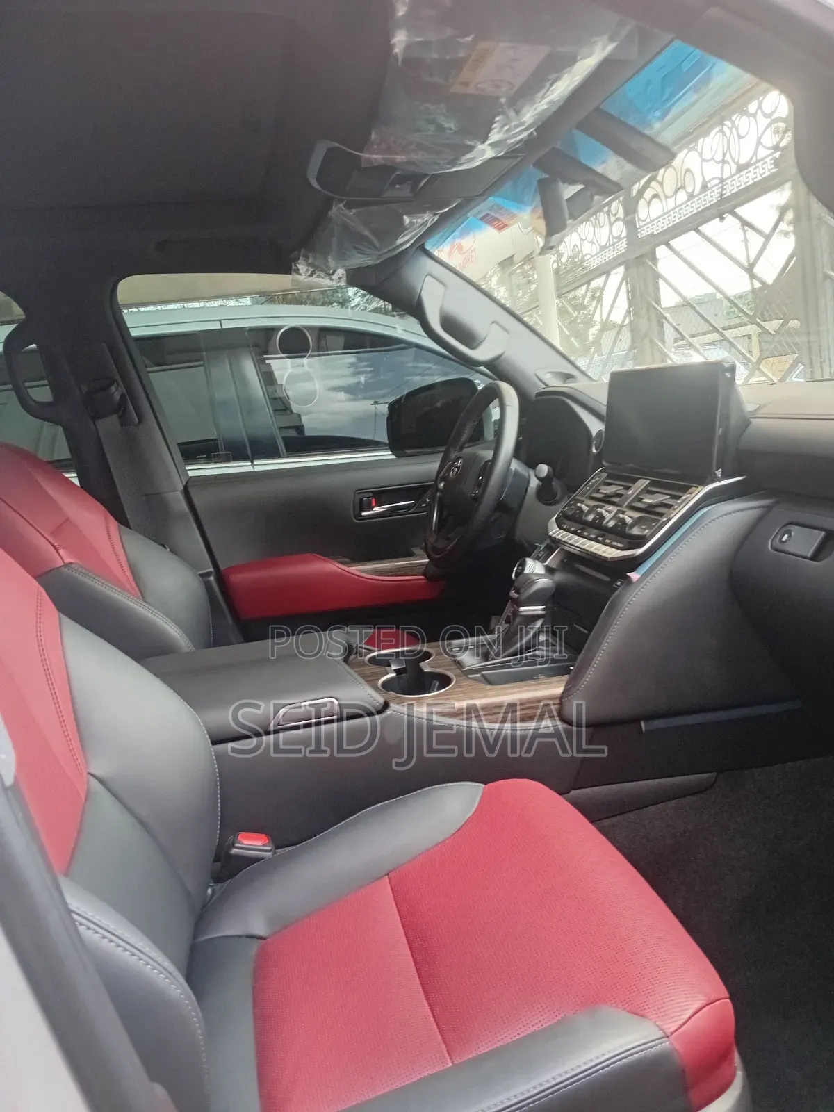 Toyota Land Cruiser 2022 Silver