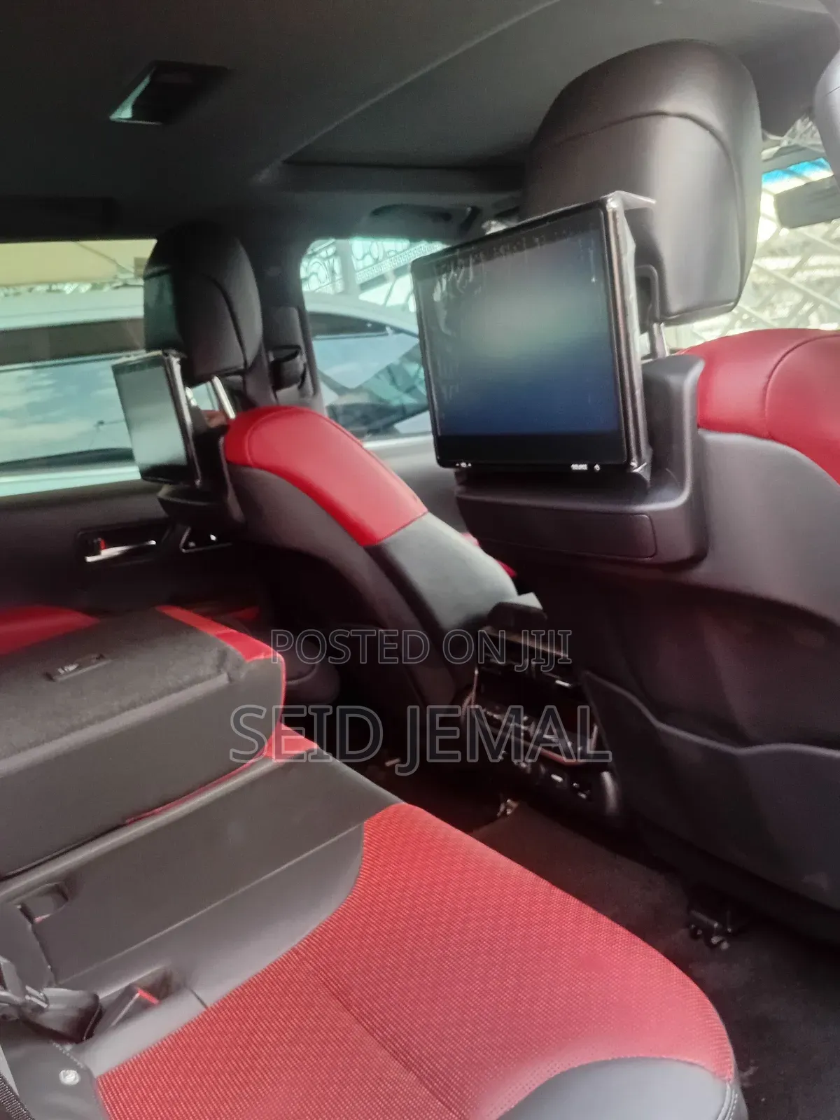 Toyota Land Cruiser 2022 Silver