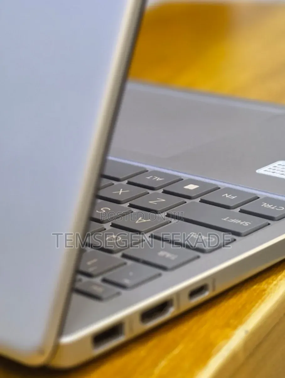 New Laptop HP Stream Notebook 16GB Intel Core i7 SSD 1T