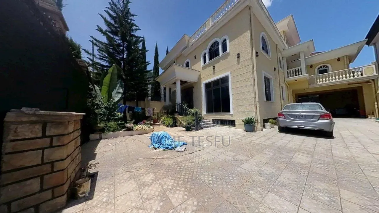 Furnished 8bdrm House in ሀያት ዞን, Bole for sale