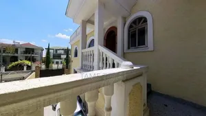 Furnished 8bdrm House in ሀያት ዞን, Bole for sale